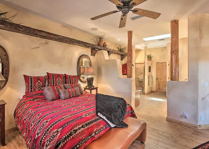 Apartment Patio, Grill & Yard: Pet-friendly Havasu Gem *