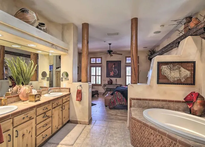 Patio, Grill & Yard: Pet-friendly Havasu Gem Apartment
